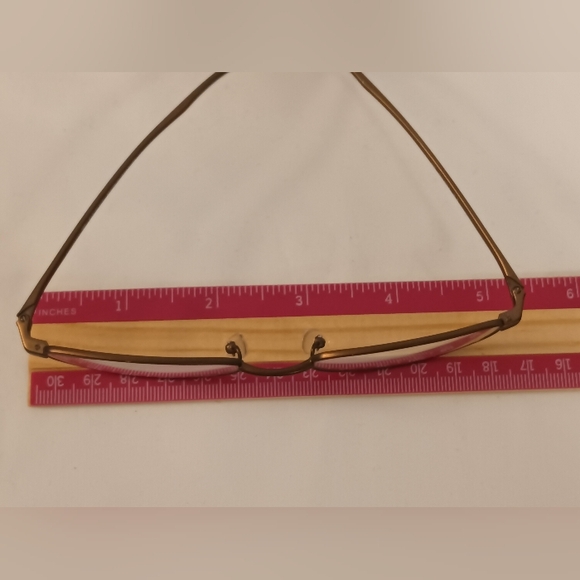 𝑮𝑼𝑪𝑪𝑰 𝑻𝒊𝒕𝒂𝒏𝒊𝒖𝒎 𝟏𝟑𝟓/𝑮𝒈𝟏𝟕𝟎𝟒 𝑩𝒓𝒐𝒏𝒛𝒆 𝑮𝒍𝒂𝒔𝒔𝒆𝒔 - Picture 7 of 10